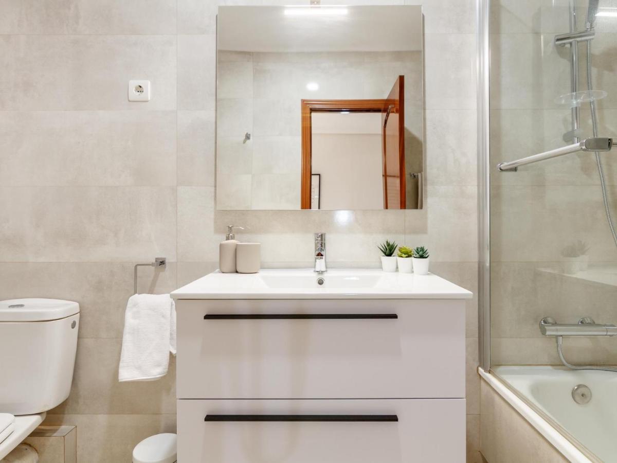 Apartmán Amplio Y Recien Reformado En Indautxu Bilbao Exteriér fotografie